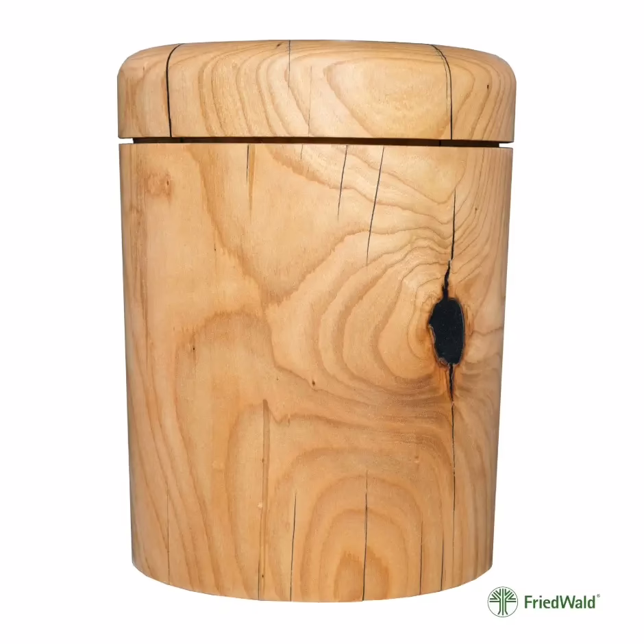 Urne Sommerhalde aus Massivholz von Timberhuus